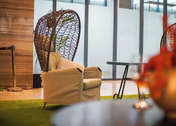 38 Park Avenue 4*